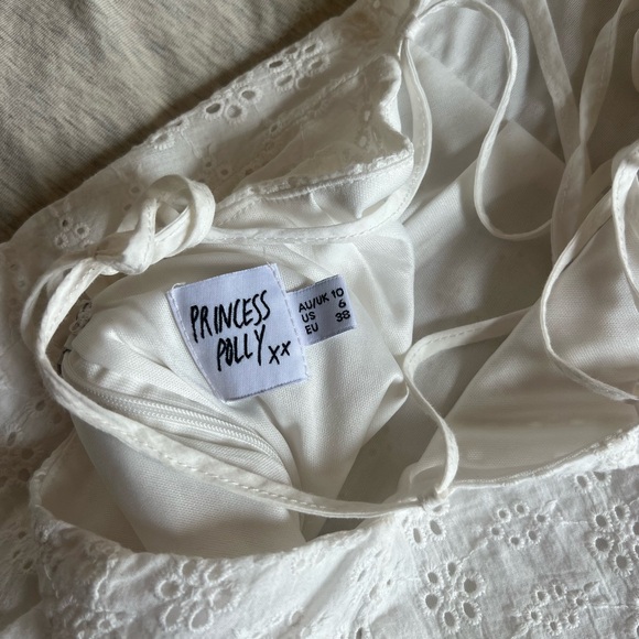 Princess Polly white eyelet dress - Picture 6 of 6